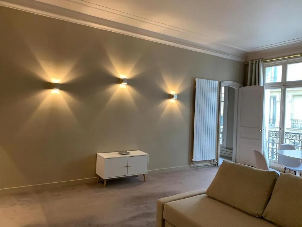 Executive Apartment - Hotel Particulier, Paris 16 0*,