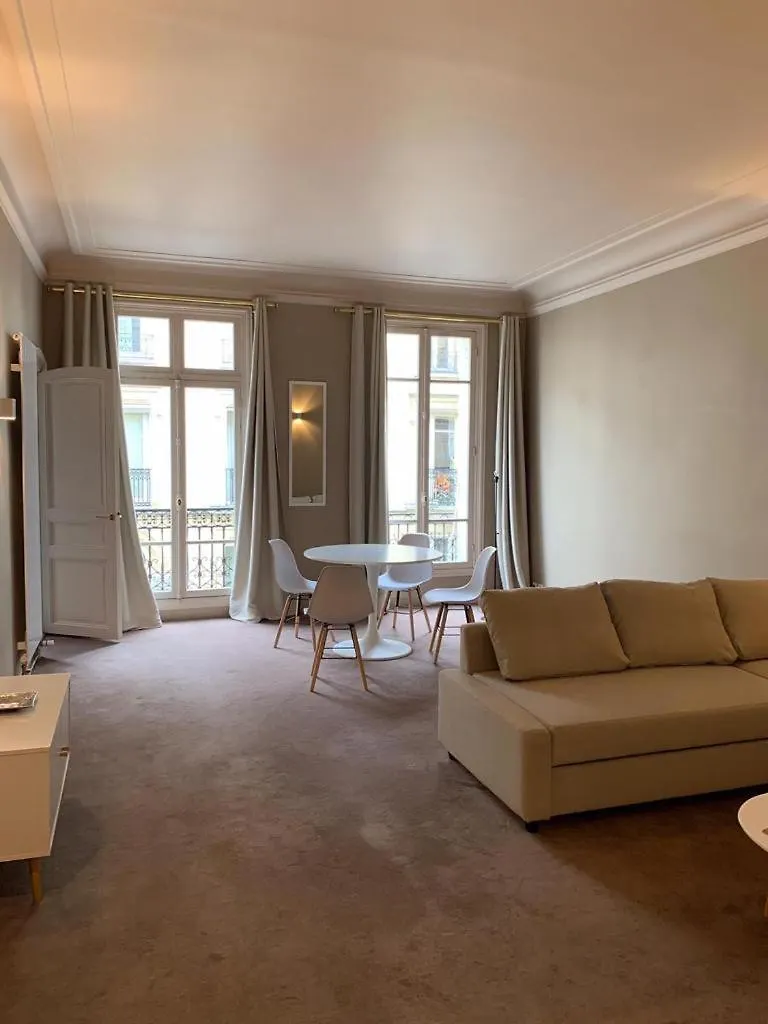 Executive Apartment - Hotel Particulier, Paris 16 0*,