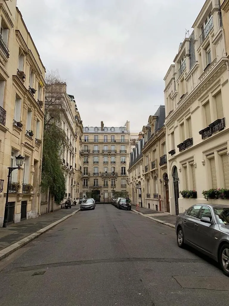 Executive Apartment - Hotel Particulier, Paris 16 França