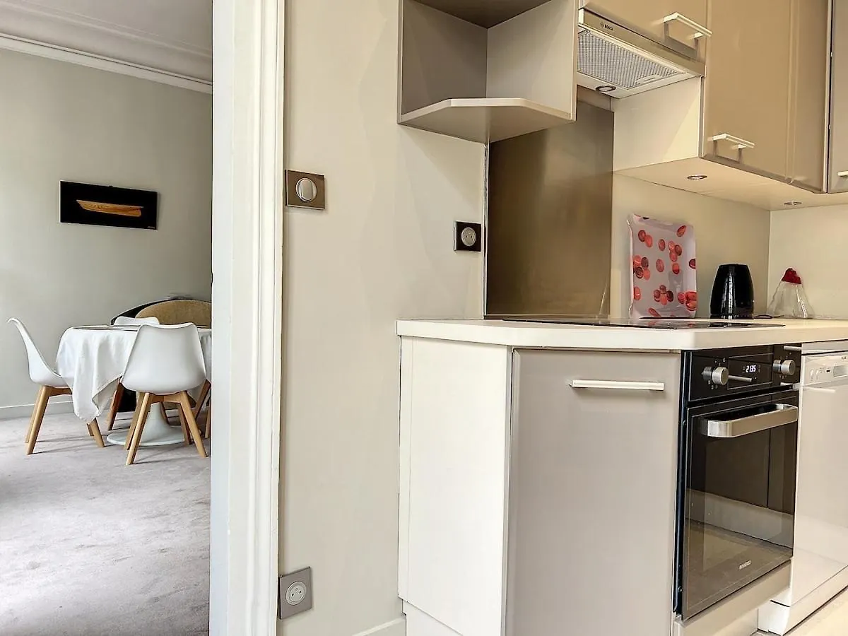 Executive Apartment - Hotel Particulier, Paris 16