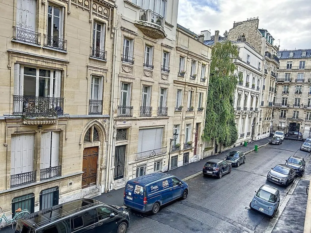 Executive Apartment - Hotel Particulier, Paris 16 France