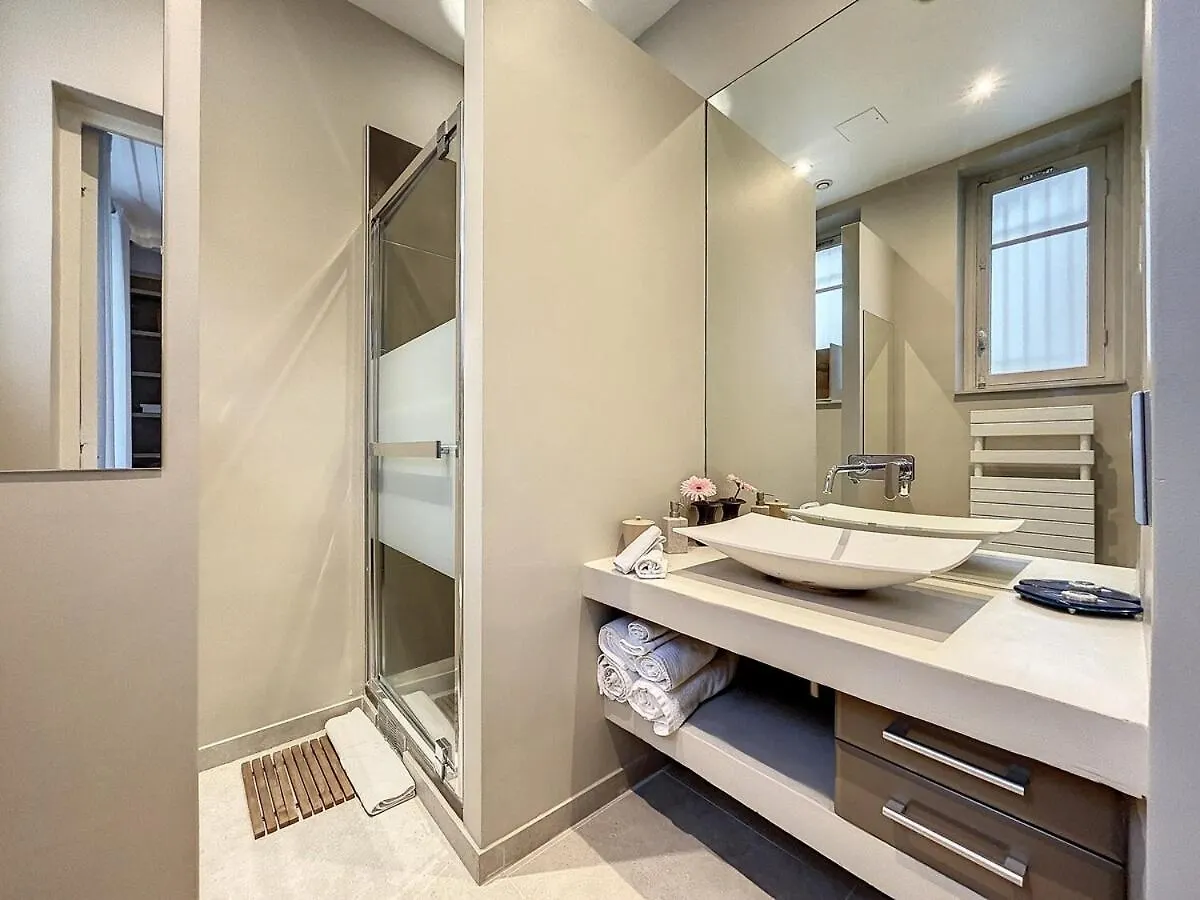 Executive Apartment - Hotel Particulier, Paris 16